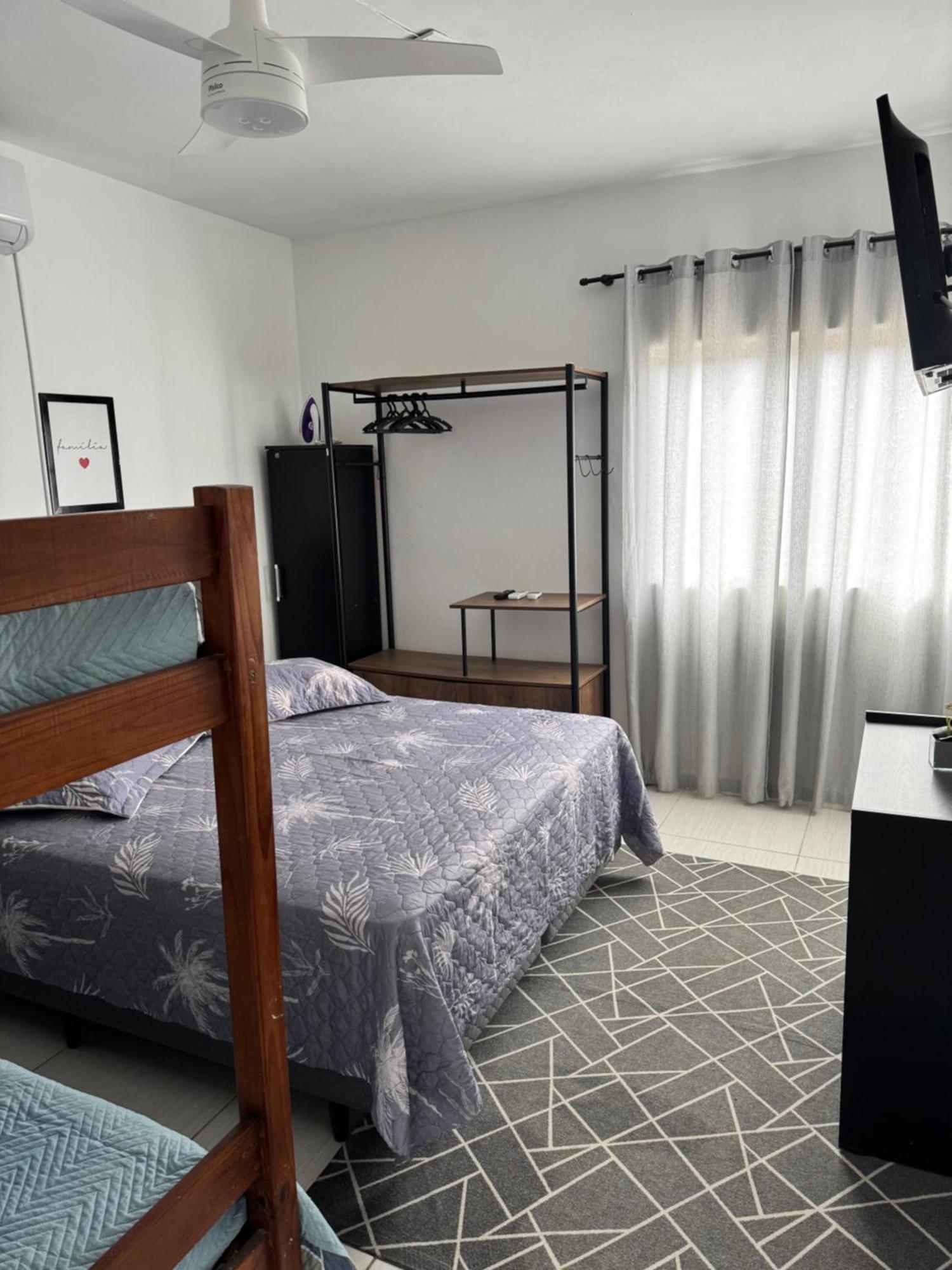 Apartamento Edifício Acapulco Caraguatatuba